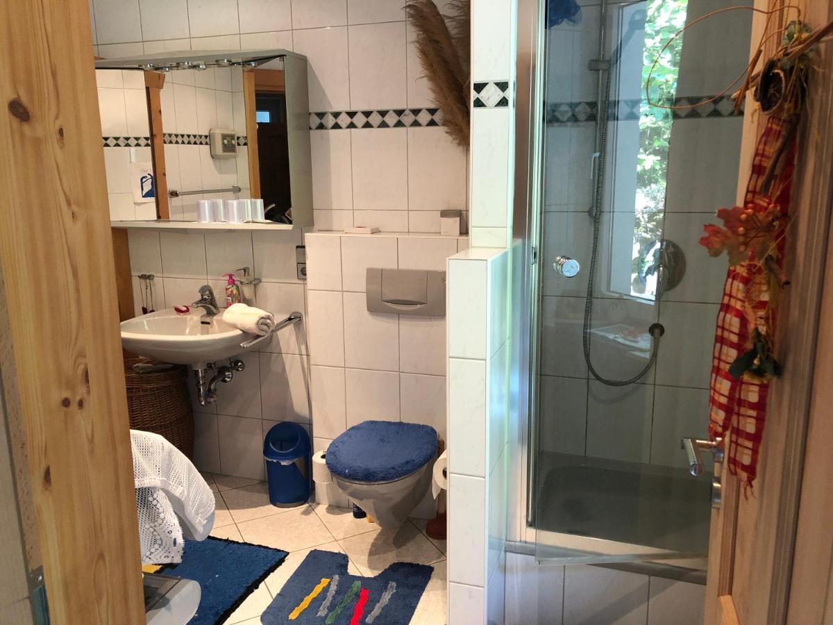 Doppelzimmer Mit Wasserbett 维宁根 外观 照片